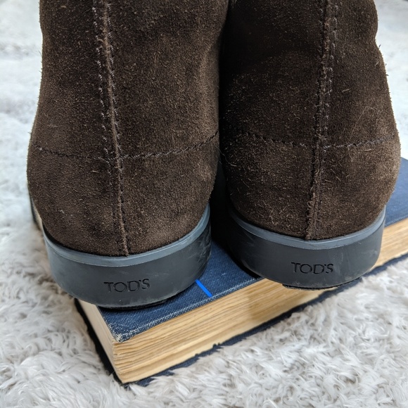 Tod's Brown Suede Lace-Up Ankle Chukka Boots - Picture 4 of 8